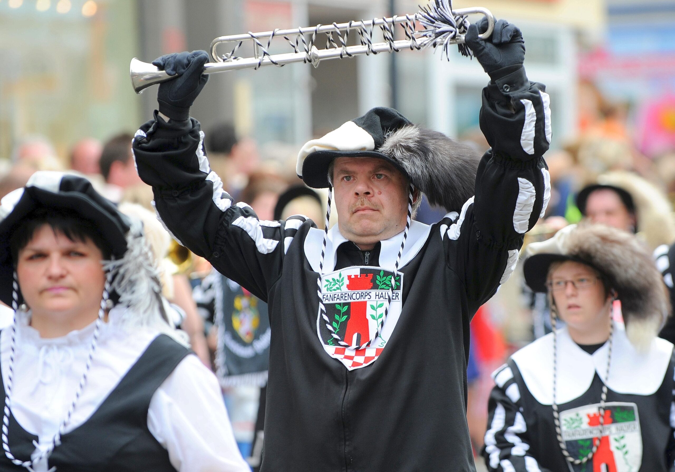 Crange steht Kopf. Bis zum 14. August lockt die 576. Cranger Kirmes zum großen Rummel.