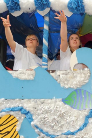 Crange steht Kopf. Bis zum 14. August lockt die 576. Cranger Kirmes zum großen Rummel.