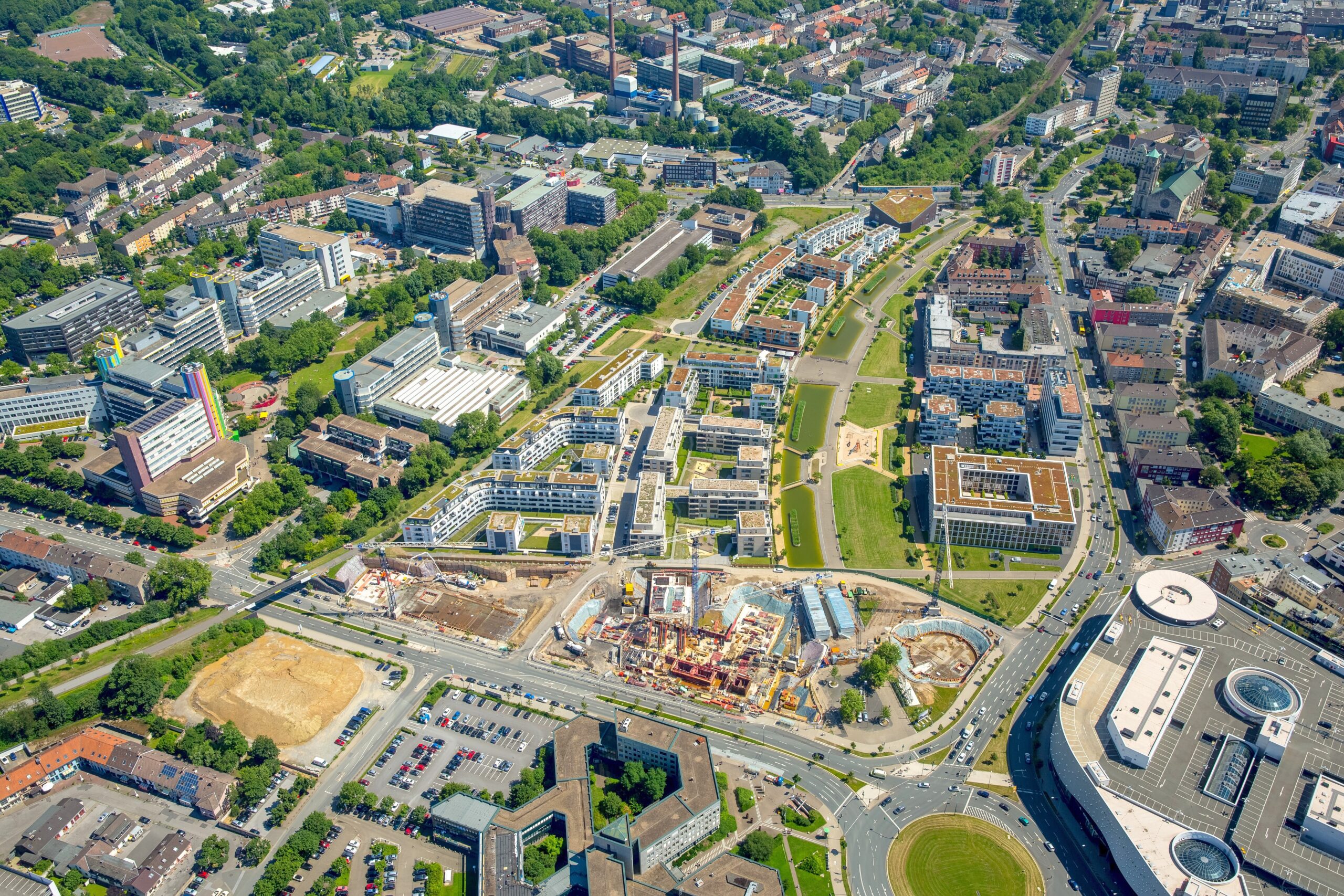 Die neue Funke-Zentrale bildet den Schluss-Stein des Univiertels.