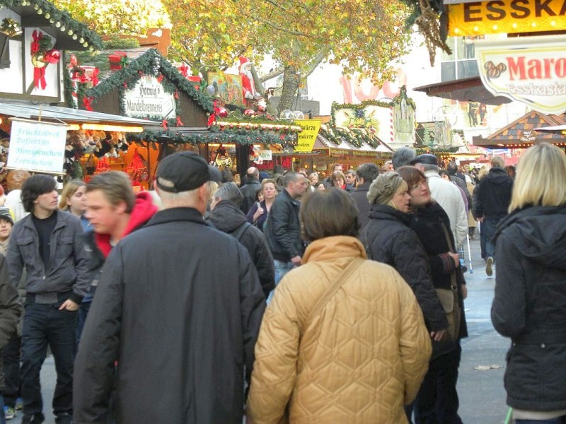 Impressionen vom ersten Tag des Dortmunder Weihnachtsmarktes.