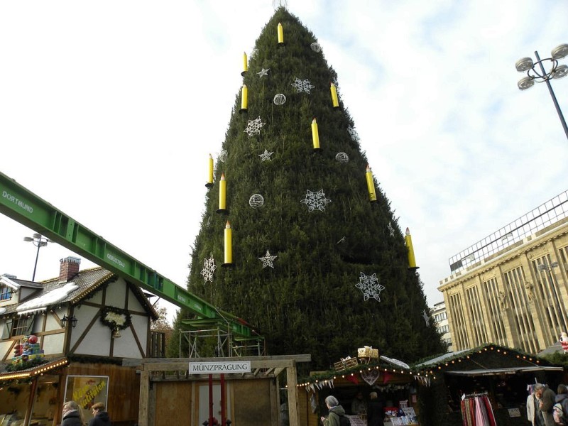 Impressionen vom ersten Tag des Dortmunder Weihnachtsmarktes.