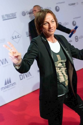 Gianna Nannini auf dem roten Teppich. Am 19.11.2011 fand die 20.  Unesco Charity  Gala 2011 im maritim Hotel Düsseldorf statt. Bei der von Ute-Henriette Ohoven initiierten Veranstaltung werden Eintrittsgelder und Spenden zugunsten der Kinderprojekte der Unesco gesammelt. |  Foto: Uwe Schaffmeister