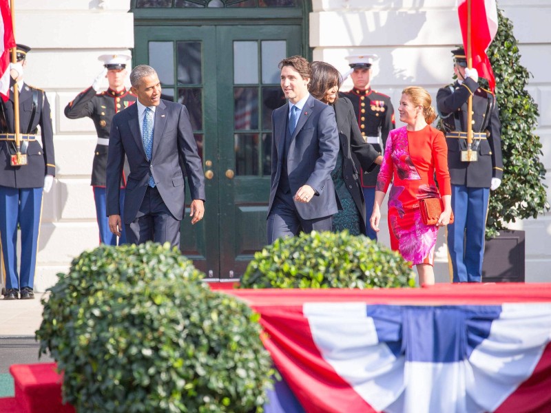 Trumps Amtsvorgänger Barack Obama war da eindeutiger. Bei Trudeaus Staatsbesuch in Washington im März 2016 schmachtete auch der ehemalige Präsident für den kanadischen Premier.