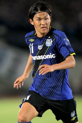 Der erste Japaner bei den Bayern: Takashi Usami wechselt zunächst auf Leihbasis von Gamba Osaka zum FC Bayern München. Der...