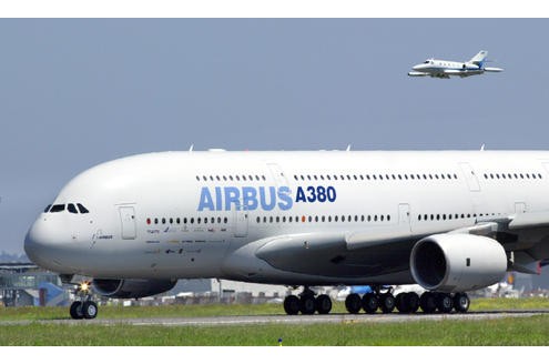 Der Airbus A380 ist der größte Konkurrent der Boeing 747-8.