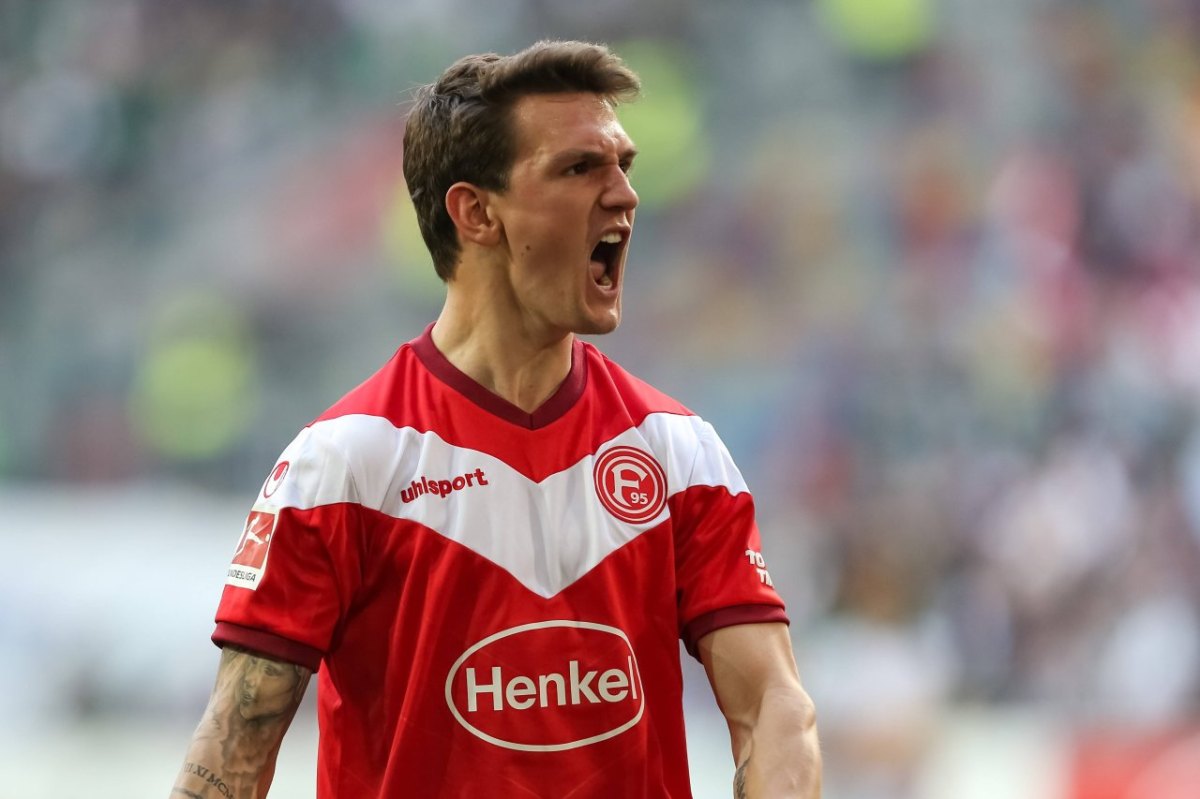 FC Schalke 04 Benito Raman.jpg