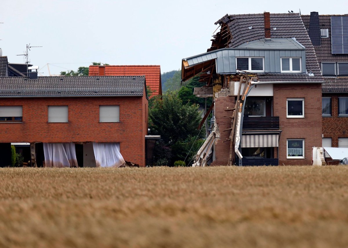 Hochwasser in NRW: In Erftstadt herrscht weiter akute Lebensgefahr.