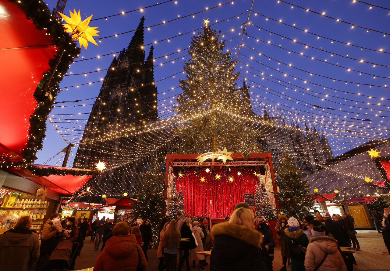 Am 19. Dezember ist verkaufsoffener Sonntag in der Domstadt (NRW). (Archivbild)