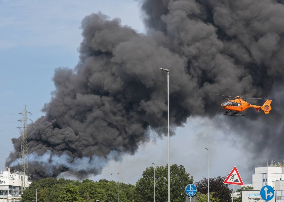 Leverkusen-chempark-explosion.jpg