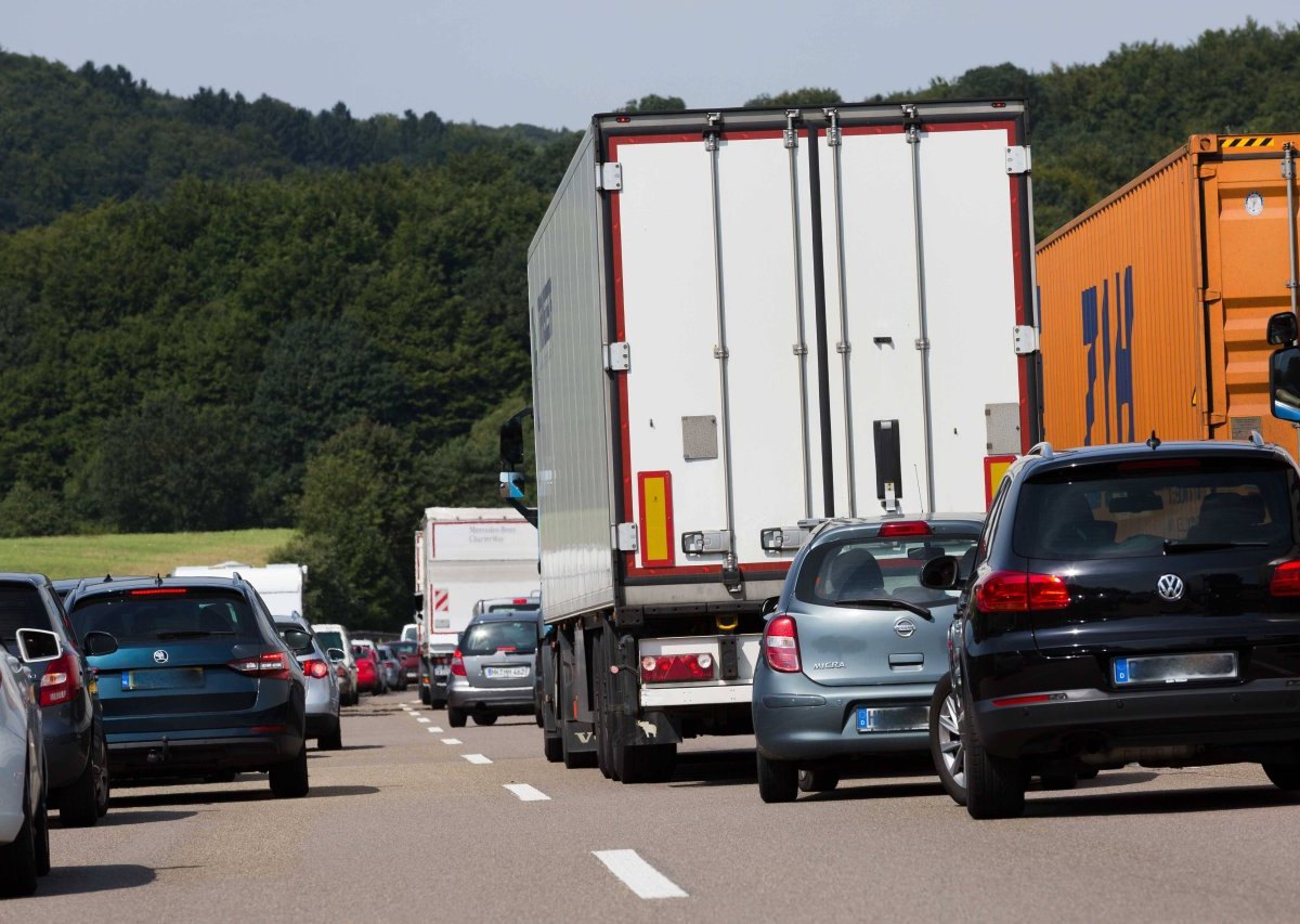 Lkw Sattelschlepper Unfall Autobahn