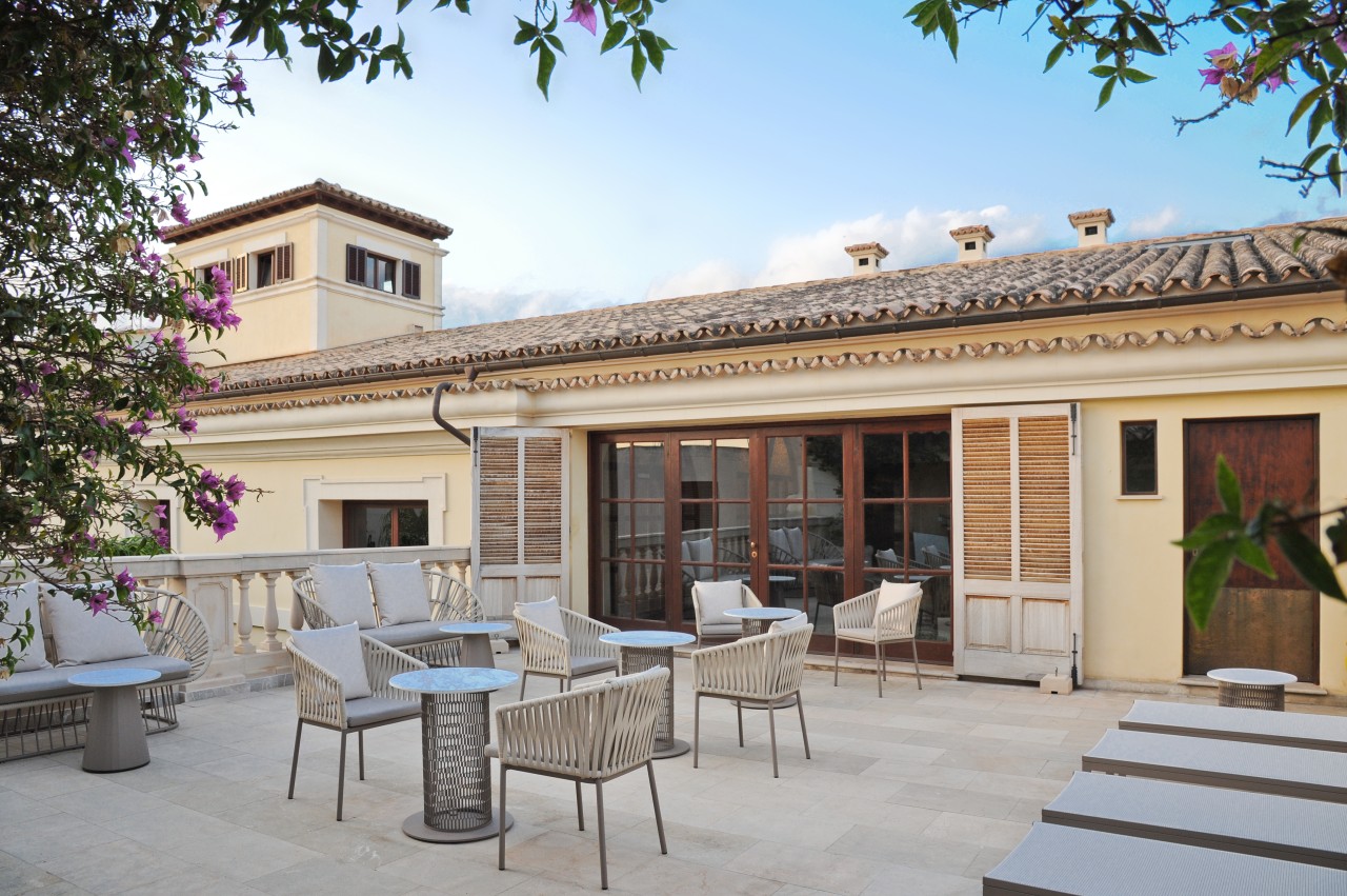 Das Hotel Palacio Can Marques ist eine Idylle inmitten des urbanen Trubels von Palma. Die Dachterrasse ist der perfekte Ort vom Sonnenauf- bis zum  Sonnenuntergang. 