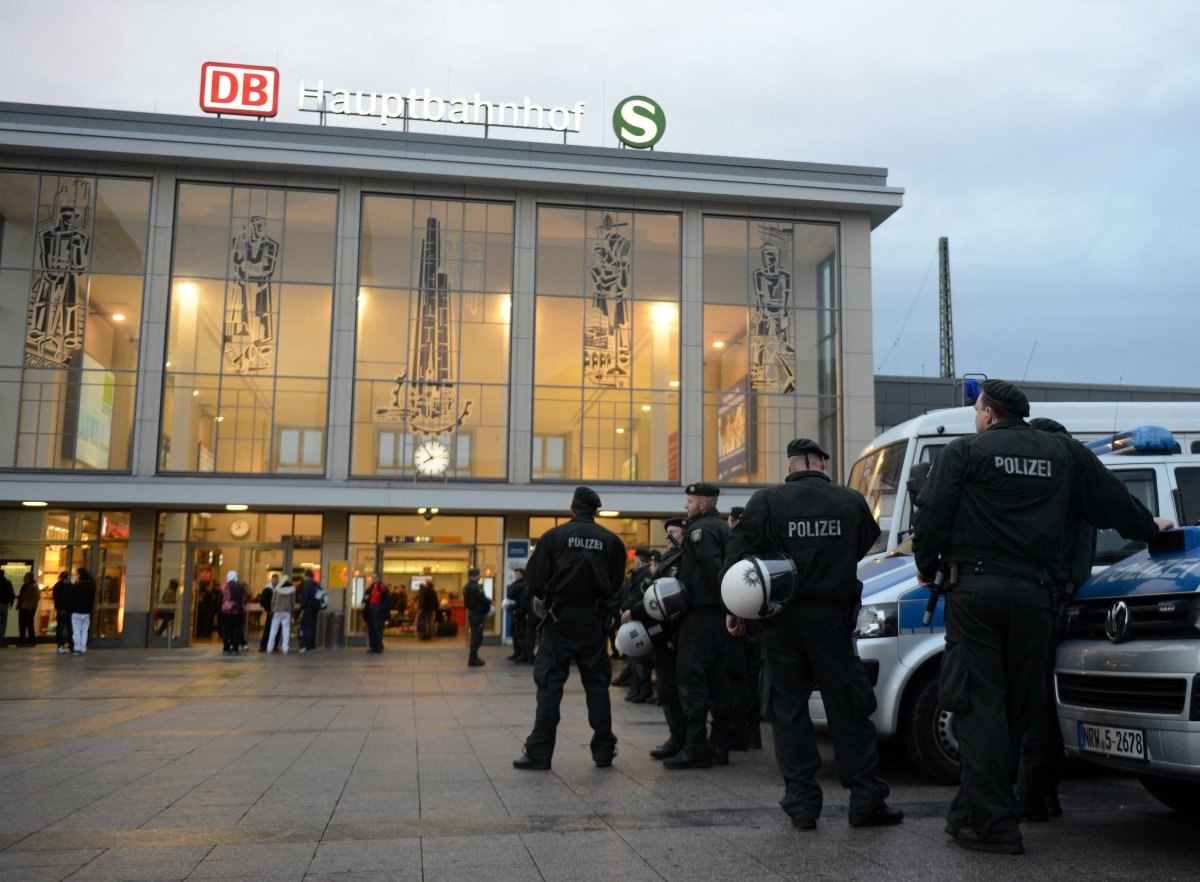 Polizei Dortmund Hauptbahnhof.jpg