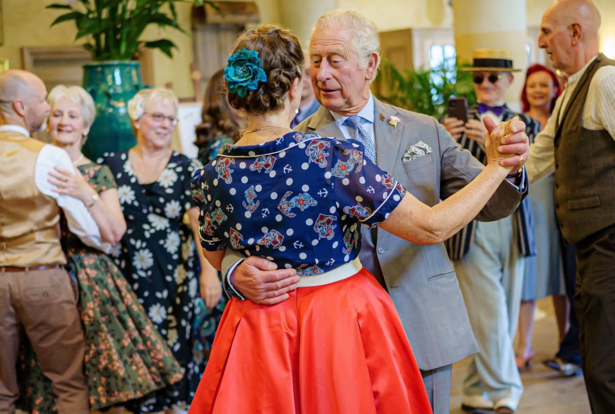 Prinz-Charles-Let's-Dance.jpg