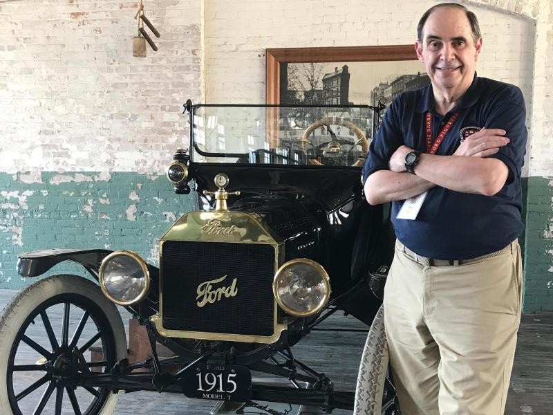 Tom Genova (hier in der Ford Piquette Avenue Plant) arbeitete früher als Ingenieur bei Ford in Dearborn bei Detroit.