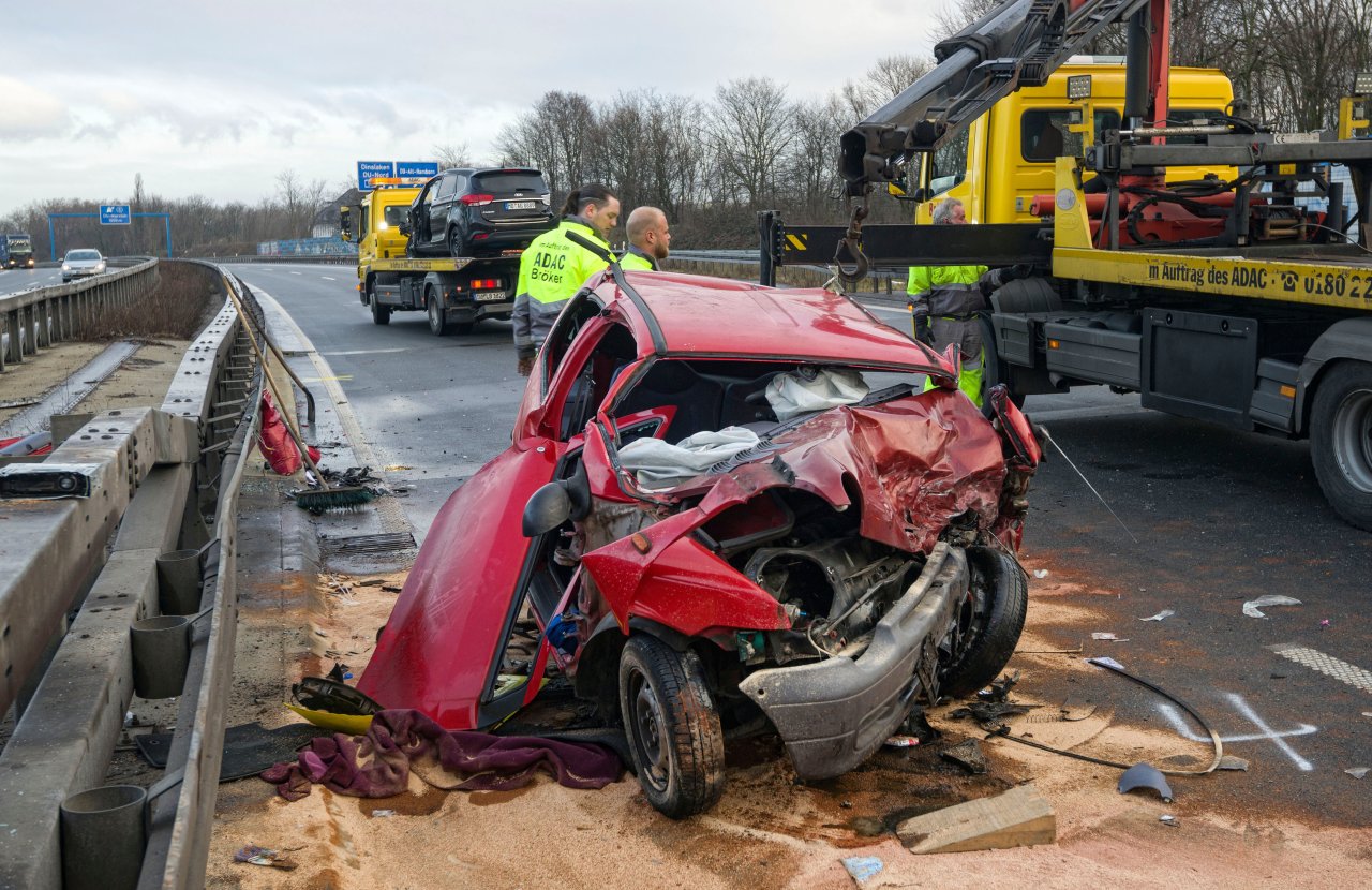 A59 Bei Duisburg: Falschfahrer Fährt In Gegenverkehr - DerWesten.de