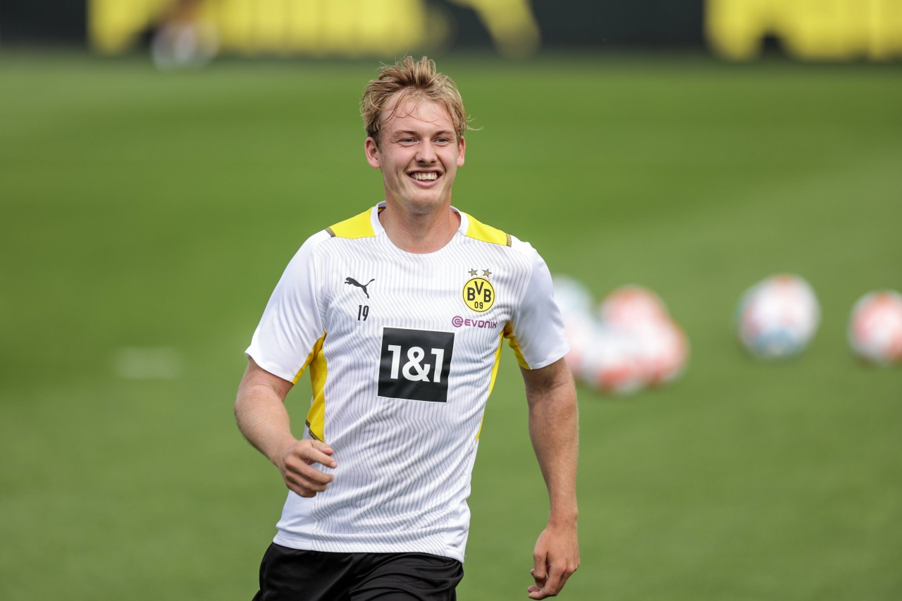 Julian Brandt bleib Borussia Dortmund offenbar erhalten.