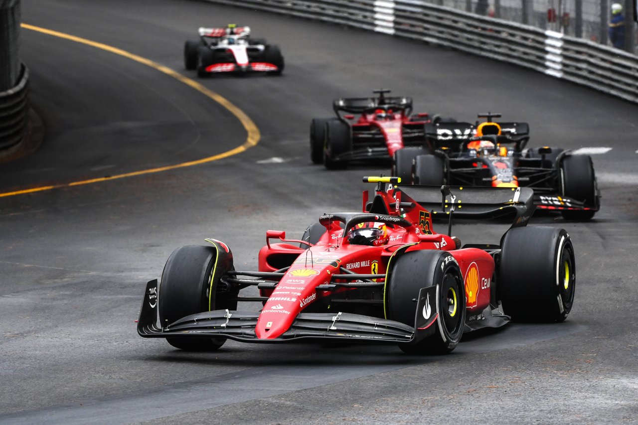 Обновление monaco f1. Феррари ф1 2022. Ferrari f1-75. Ferrari f1 2022. Формула 1 Феррари.