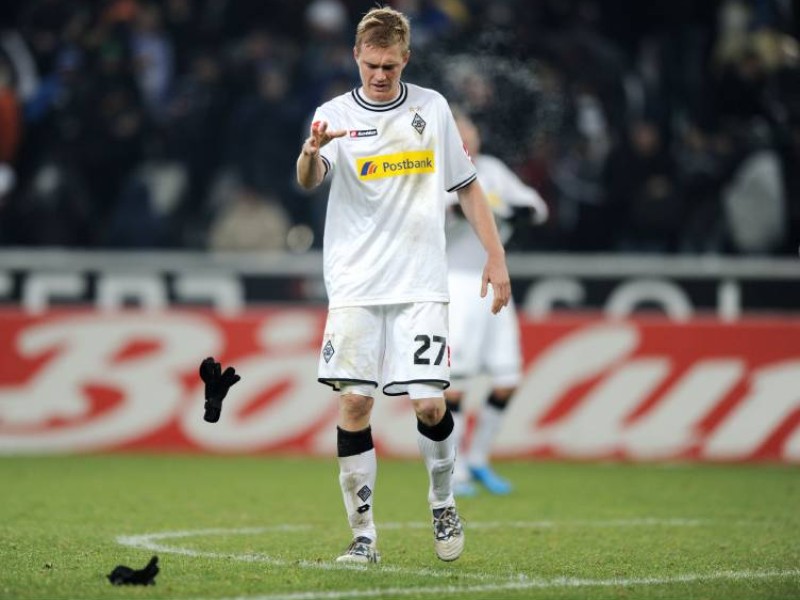 ...schließt sich in der nächsten Saison dem Zweitligisten SC Paderborn an.