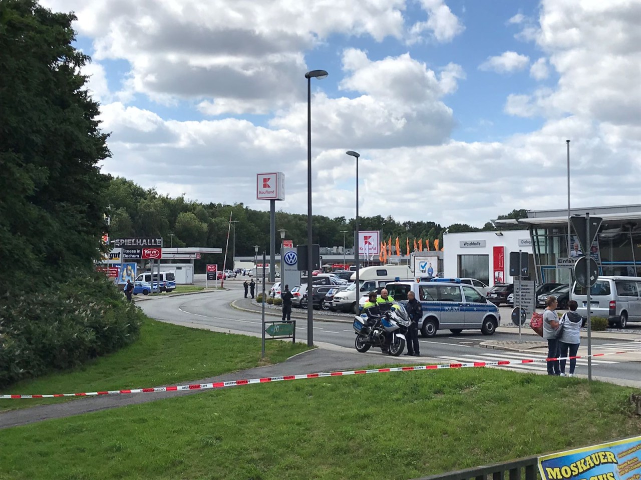 Die Kaufland-Filiale in Bochum an der Ümminger Straße 90 wurde am Donnerstagnachmittag evakuiert.