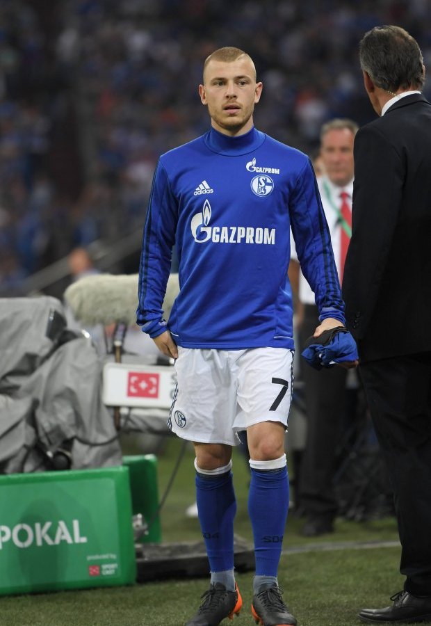 max-meyer-fc-schalke-04