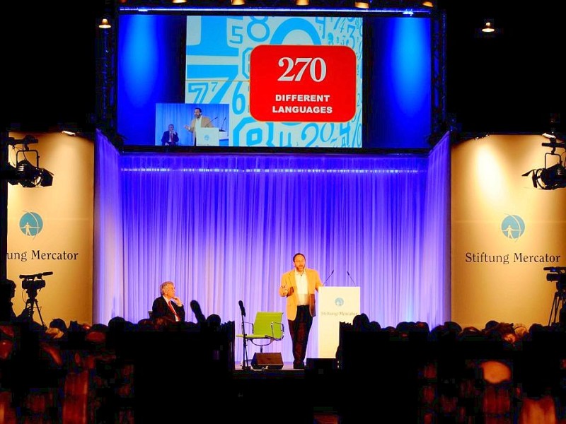 Am Montag, den 5.März 2012 fand in der Salvatorkirche am Burgplatz der Festakt zu 500 jahre Gerhard Mercator mit Wikipedia-Gründer jimmy Wales statt.Impressionen von der Veranstaltung.Foto: Udo Milbret/WAZ FotoPool