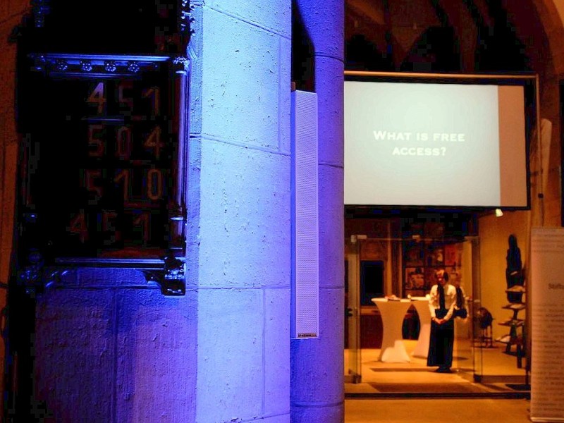 Am Montag, den 5.März 2012 fand in der Salvatorkirche am Burgplatz der Festakt zu 500 jahre Gerhard Mercator mit Wikipedia-Gründer jimmy Wales statt.Impressionen von der Veranstaltung.Foto: Udo Milbret/WAZ FotoPool