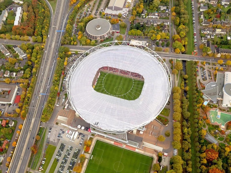 Luftbild, BayArena, Bay-Arena, Bayer Leverkusen gegen FSC Mainz 2:2, Fussballstadion, Bundesliga, Fansblocks,  Leverkusen, Rheinland, Nordrhein-Westfalen, Deutschland, Europa