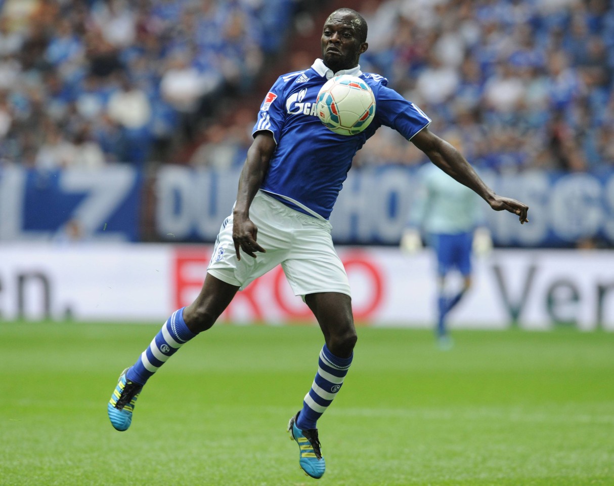 Hans Sarpei stand von 2010 bis 2012 bei Schalke unter Vertrag.