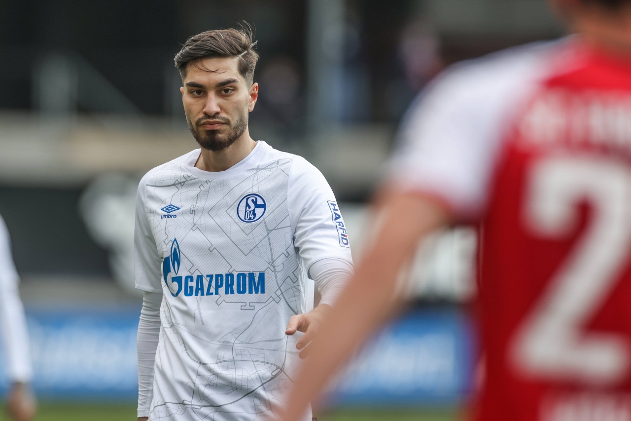 Der FC Schalke 04 hat einen weiteren Interessenten für Suat Serdar.