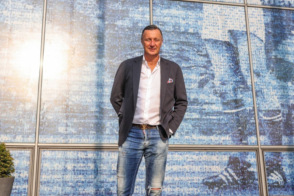Beim FC Schalke 04 ein gerngesehener Gast: Tomasz Hajto., Frank Kramer will mit dem FC Schalke 04 die Klasse in der Bundesliga halten.