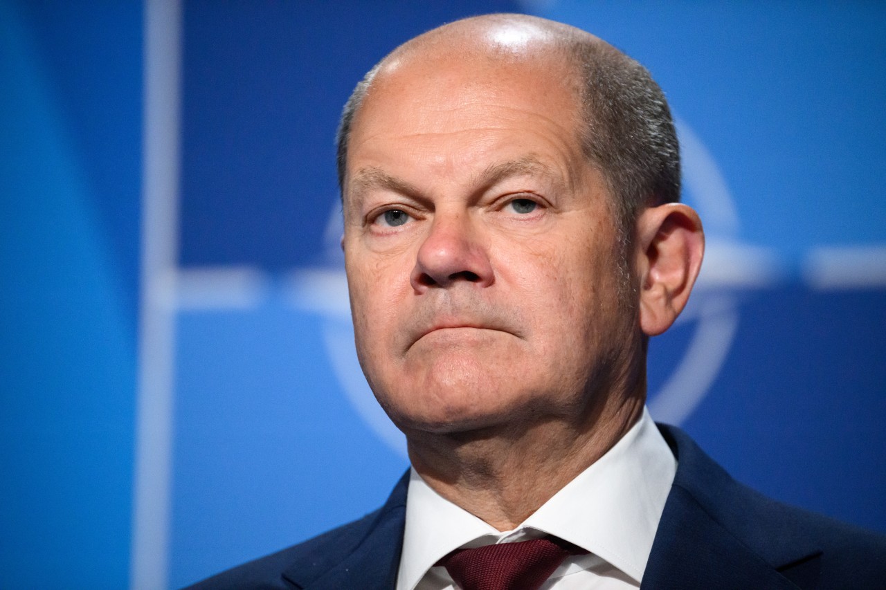 Moskau provoziert und geht davon aus, dass auch Kanzler Scholz fällt. 