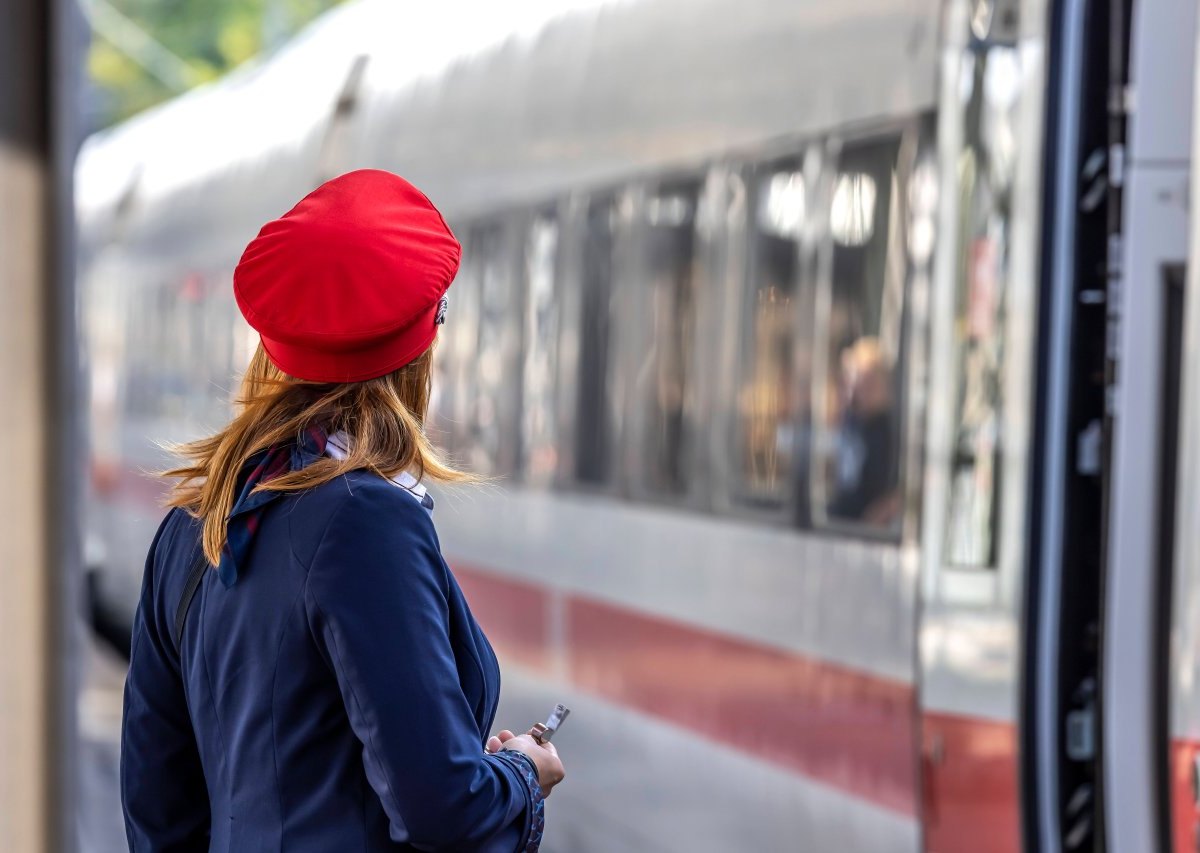 Deutsche bahn.jpg