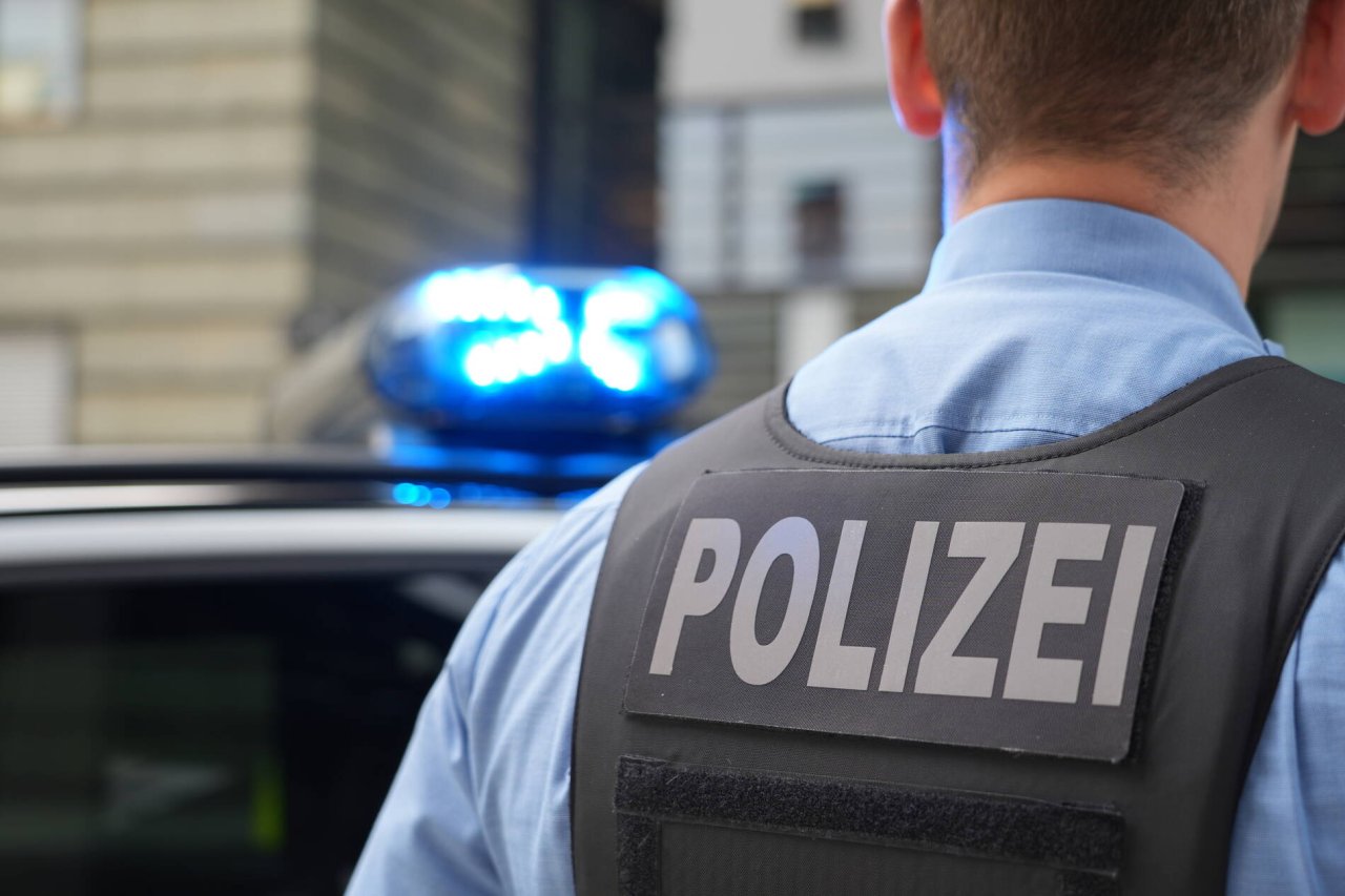 Gelsenkirchen: Polizei Und Feuerwehr Machen Heftige Entdeckung ...