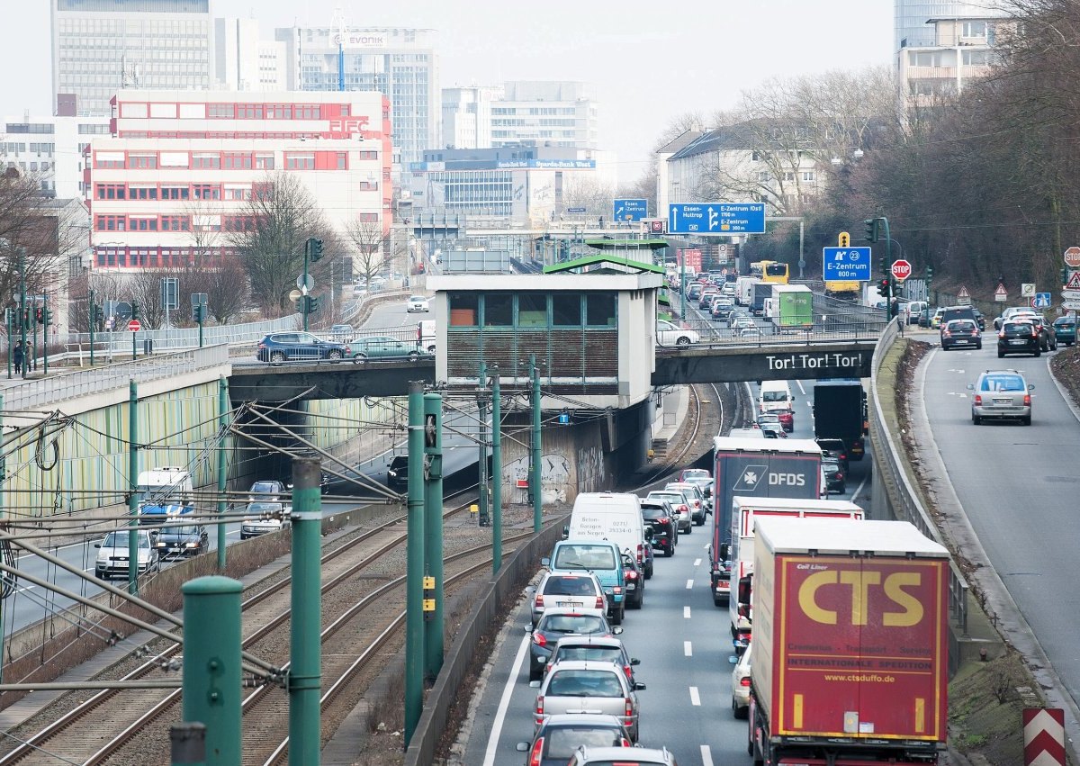 Bombenfund in Essen-Holsterhausen_.jpg