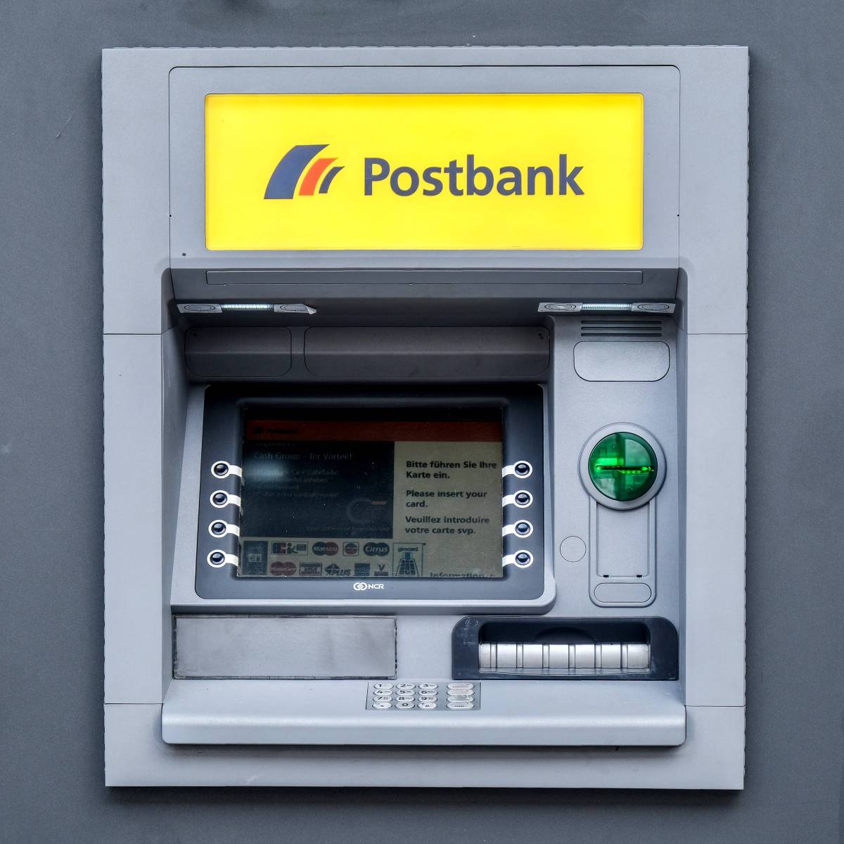 Postbank: Kunden müssen sich umstellen – Automaten mehrere Tage ohne Bargeld