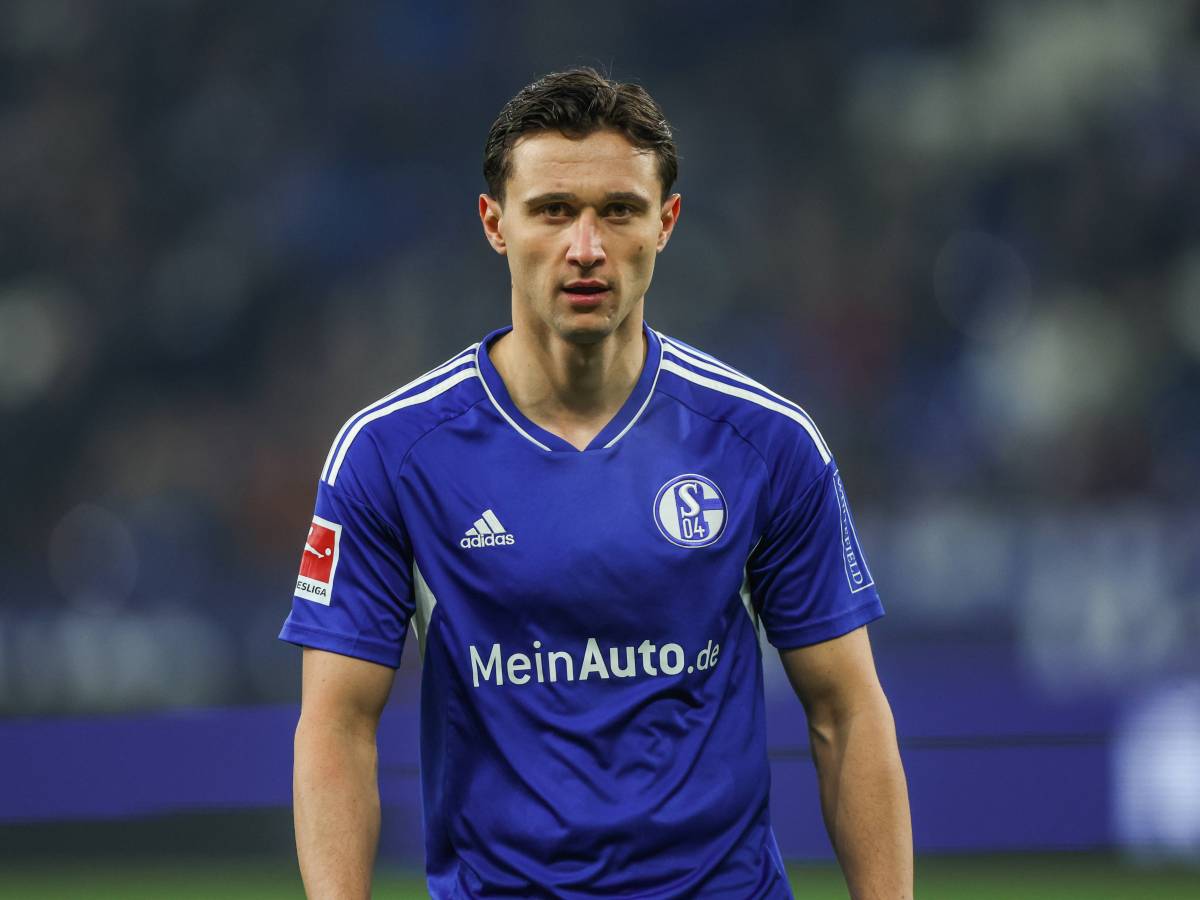 Andreas Ivan bei seinem DebÃ¼t fÃ¼r den S04