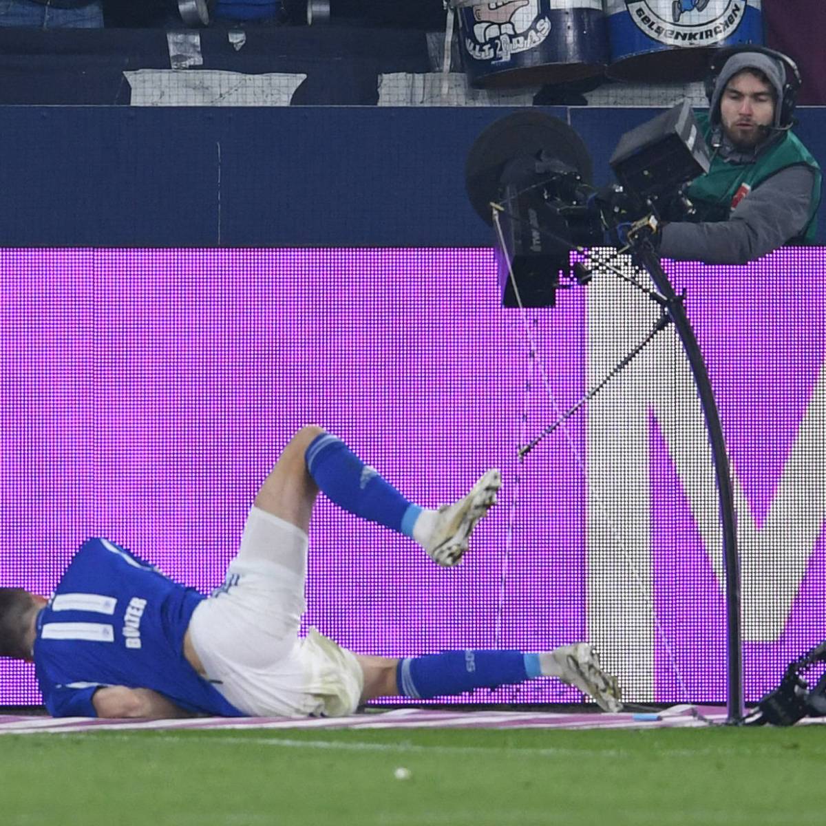 FC Schalke 04: Bülter trifft im Derby – doch ausgerechnet eine Kamera macht S04-Fans wütend