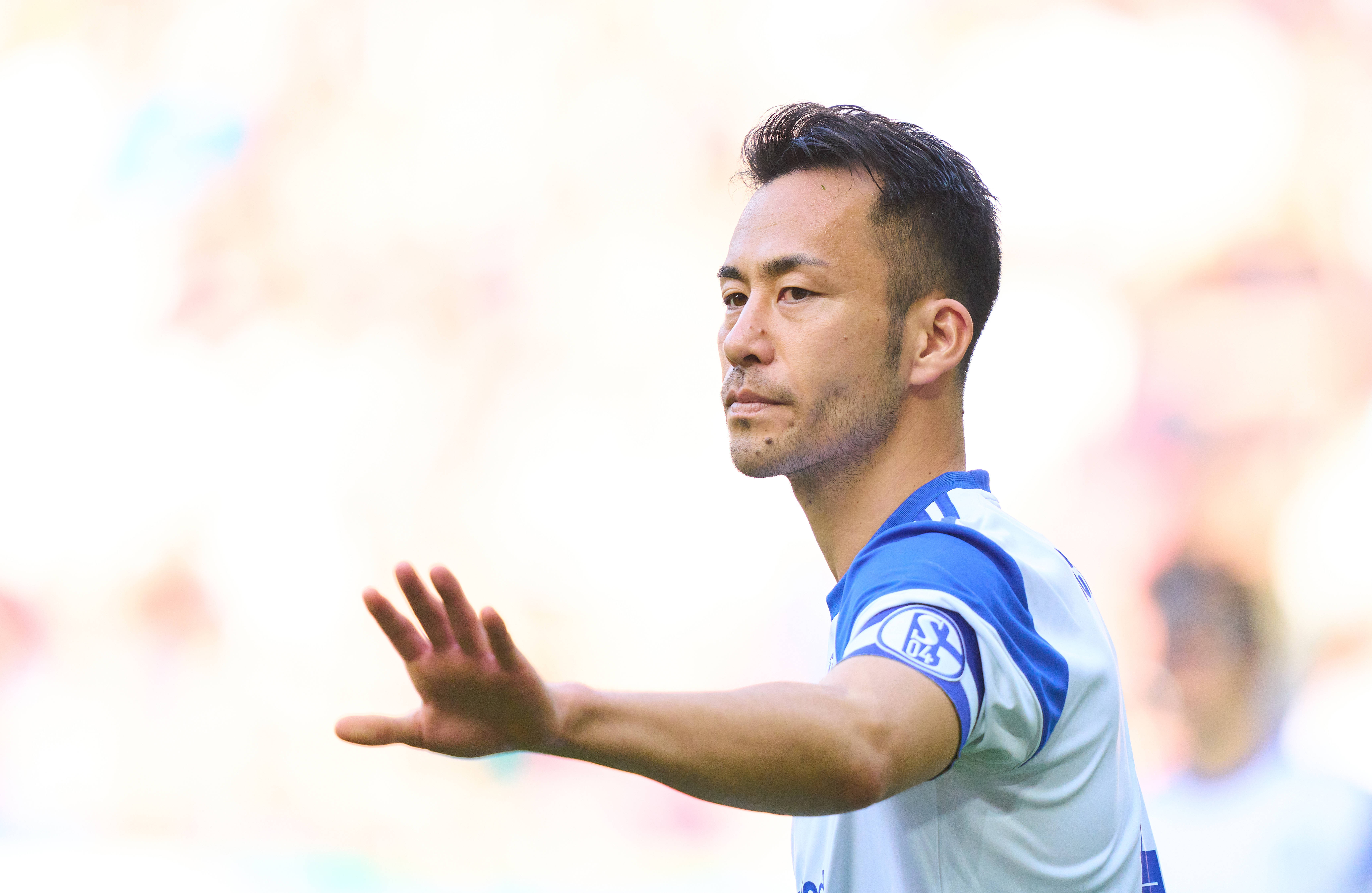 FCシャルケ04：吉田をめぐる混乱「難しい」