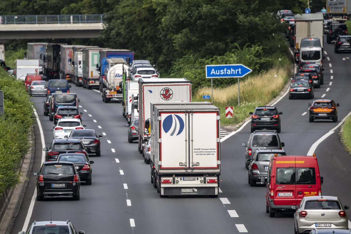 Ostern In NRW: HIER Kommt Es Zum Krassen Stau-Chaos - DerWesten.de