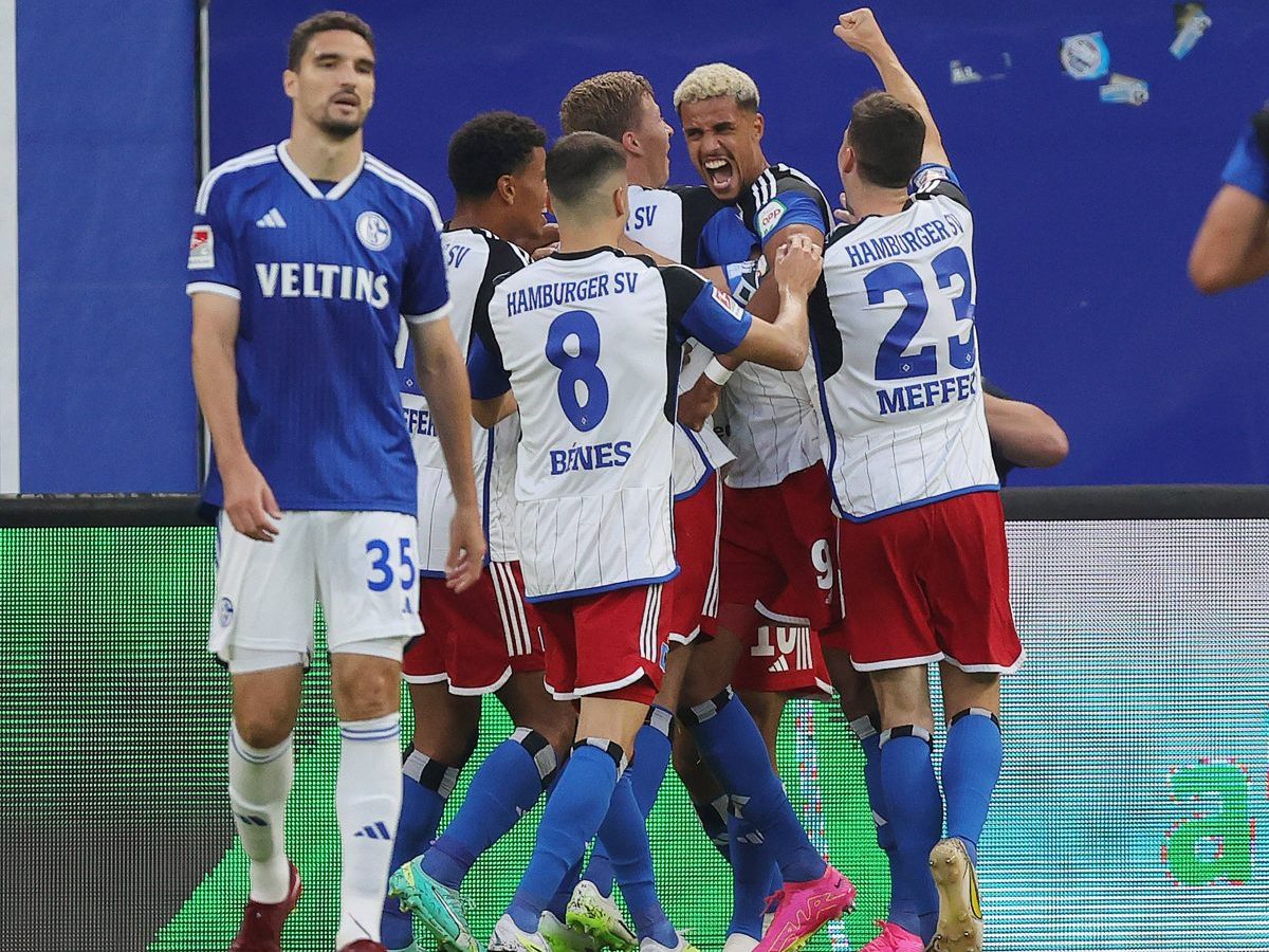 Völliger Wahnsinn bei HSV - Schalke 04.