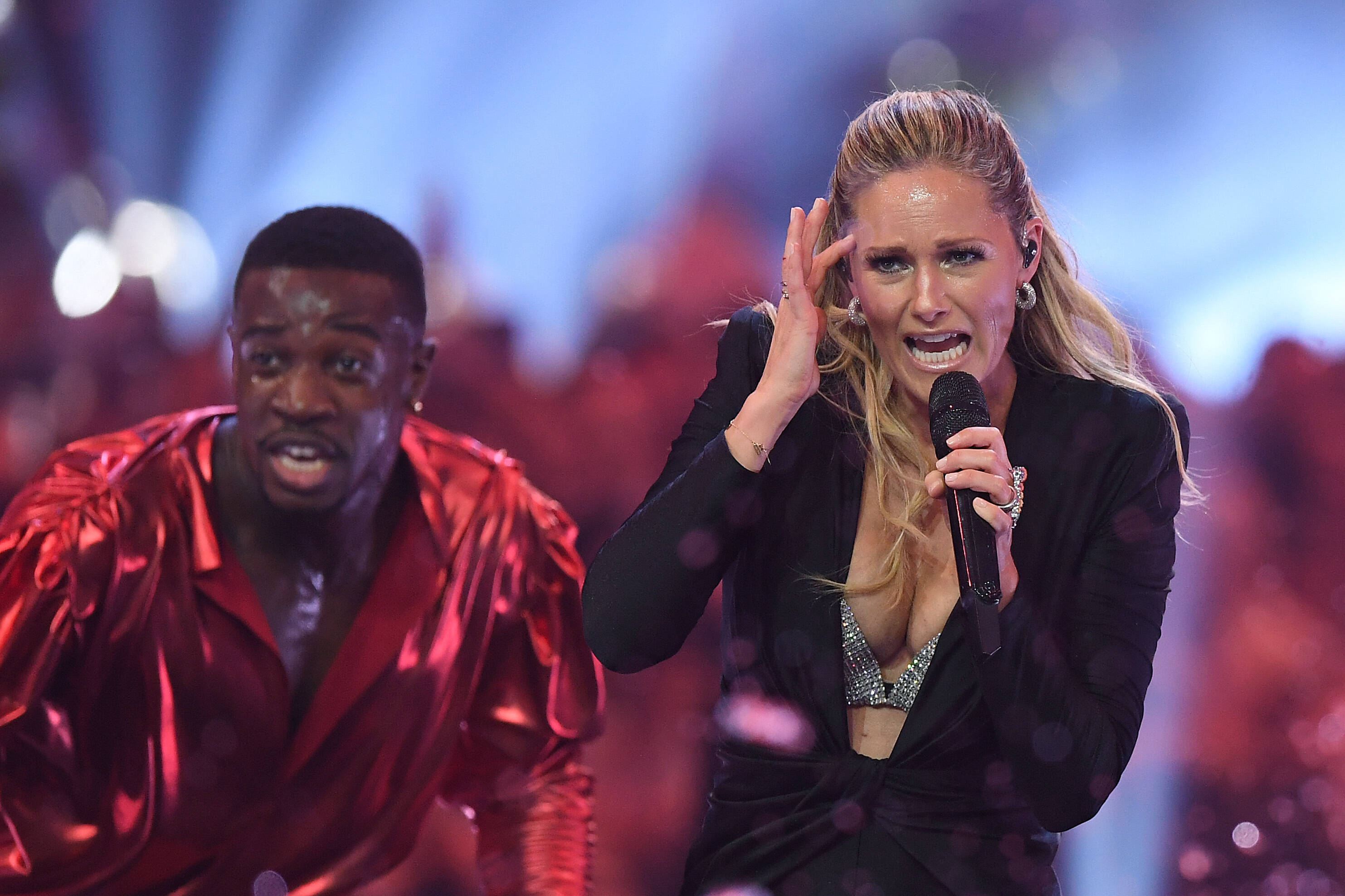 Helene Fischer Legt Bruchlandung Hin Vor Laufender Kamera Derwestende 