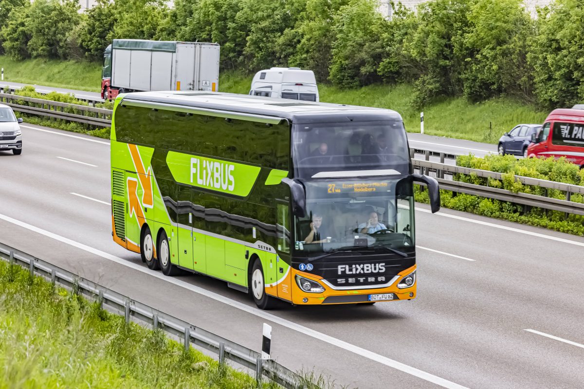 Flixbus zieht wegen Deutschlandticket die Reißleine – Reisende werden jetzt HIER ausgebremst
