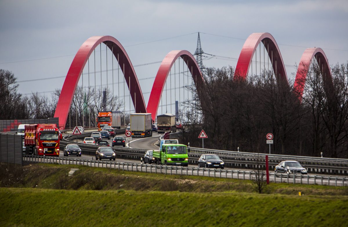 A42 In NRW: Brücken-Fiasko Geht Weiter! Autobahn Muss Gesperrt Werden ...