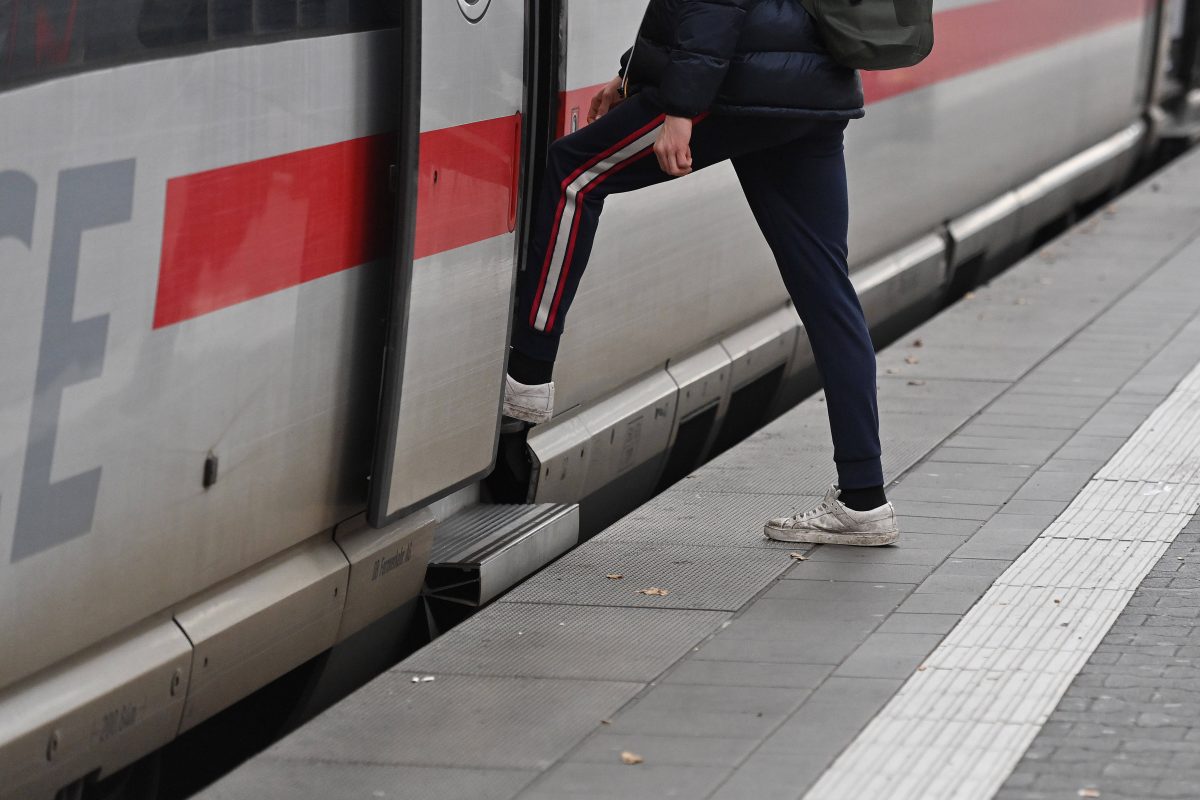 Deutsche Bahn In NRW: Jetzt Kommt's Dicke! Pendler Brauchen Starke ...