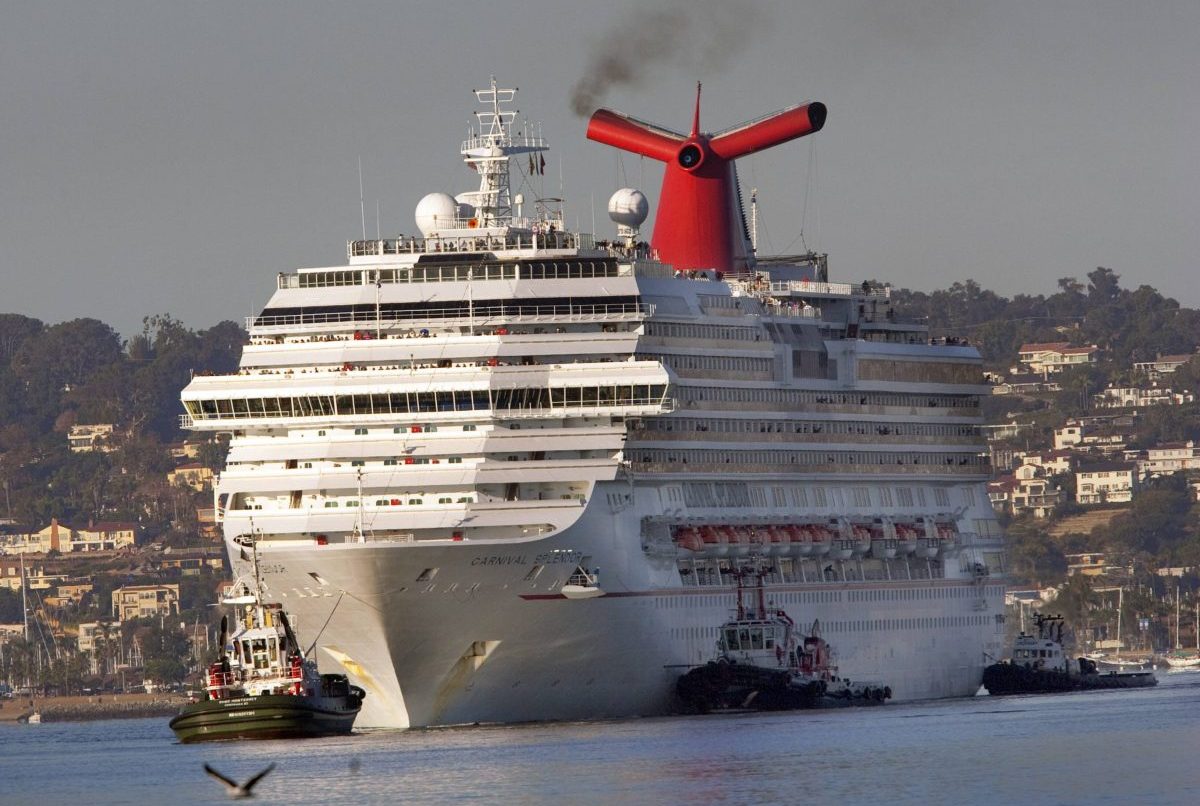 Ein Kreuzfahrt-Gigant der Kreuzfahrt: Ein Gigant der Carnival Cruise.