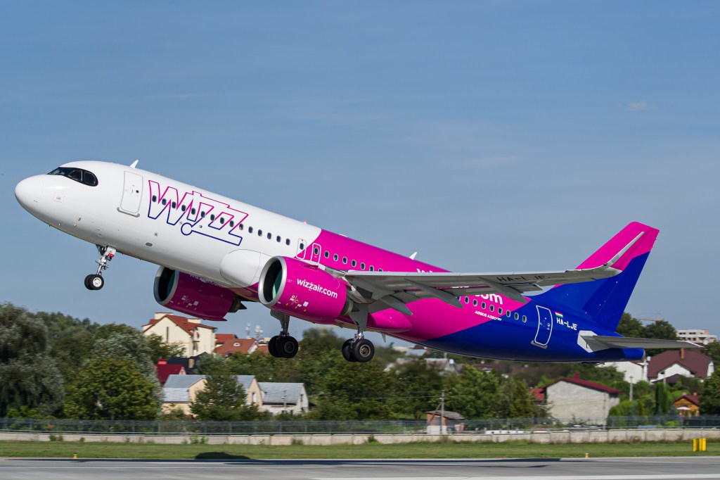 Wizz Air Flugzeug Start