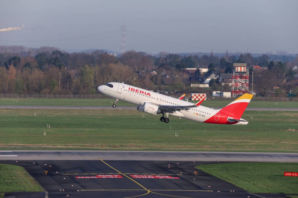 Iberia Flugzeug Düsseldorf