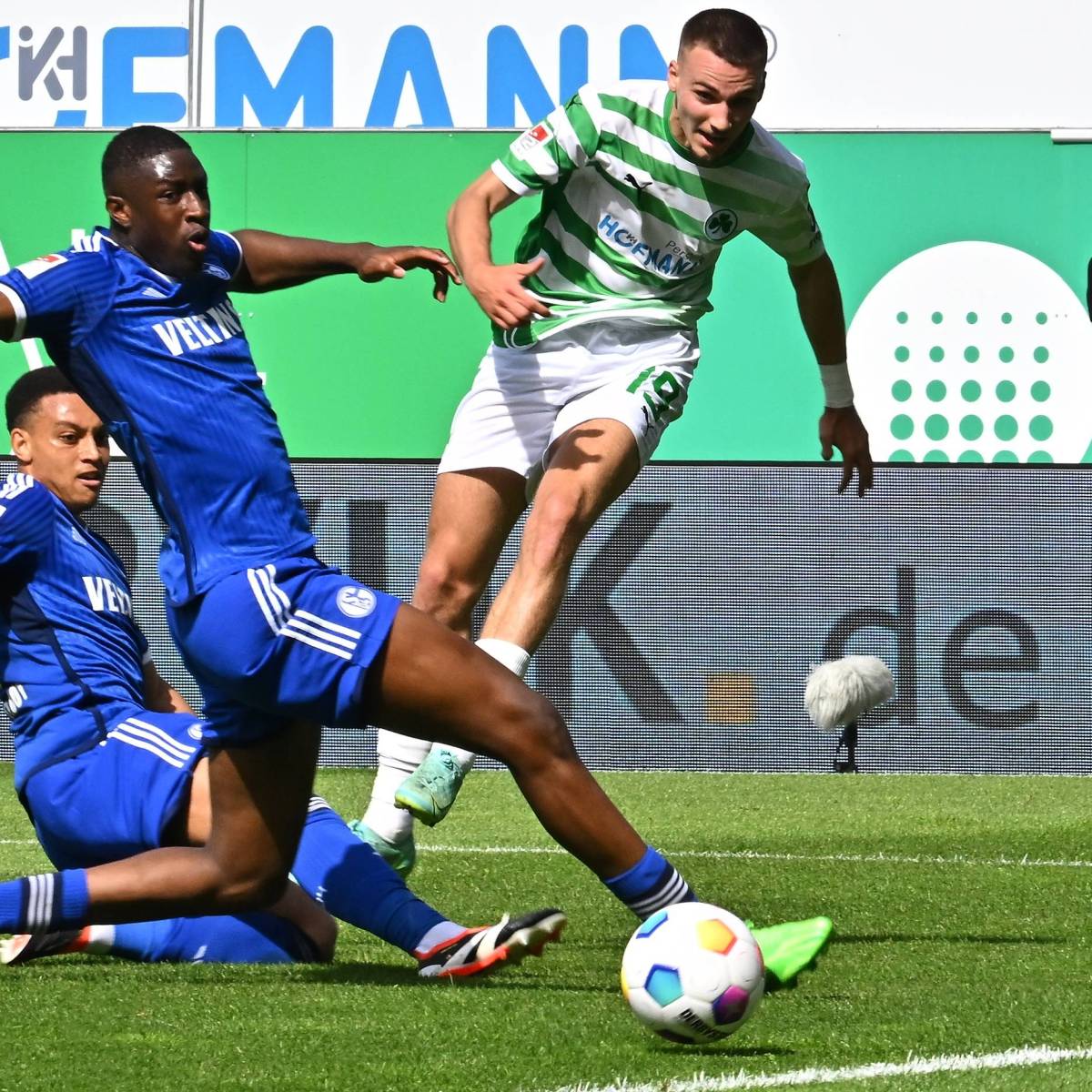 FC Schalke 04: Enttäuschendes Saisonende – doch ER macht den Fans Hoffnung