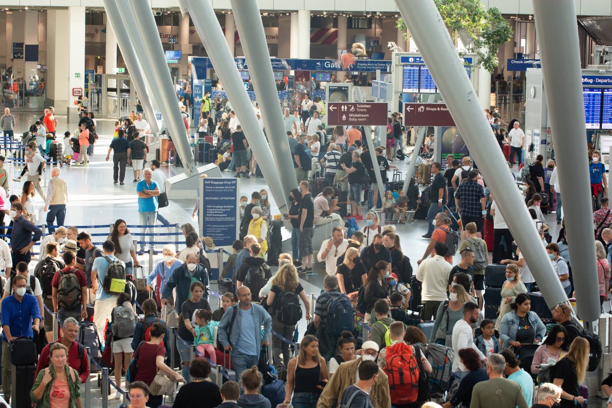 Flughafen Düsseldorf mit großer Ankündigung zur EM 2024 – Fans hören ganz genau hin