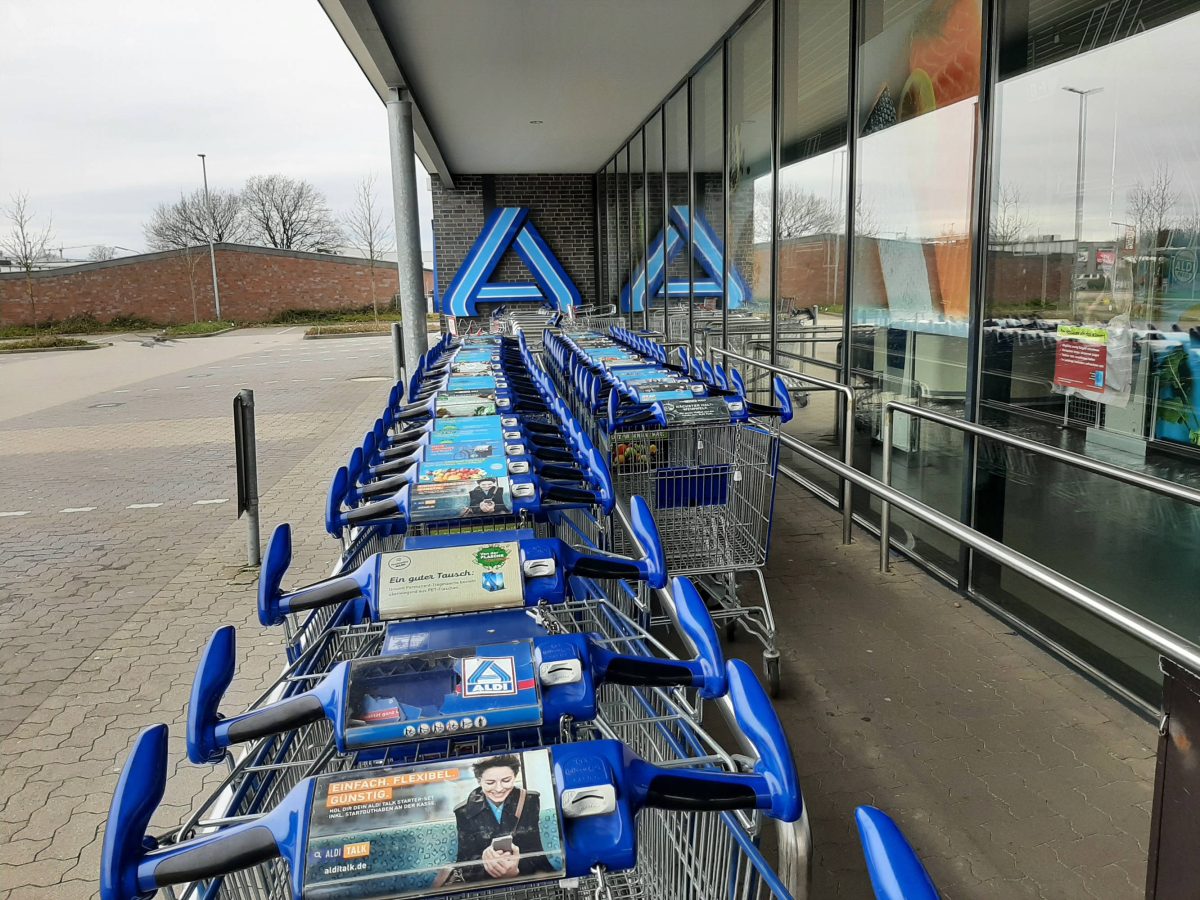 Rätselhaftes Verhalten einer Kundin von Aldi, Lidl und Co.